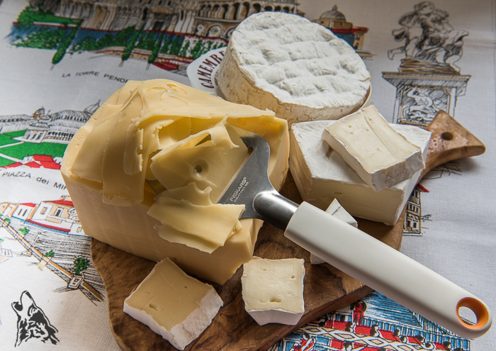 KOTLECIKI DROBIOWO-SEROWE