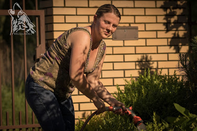 ZYCIODAJNA WODA – NAWADNIANIE KROPELKOWE